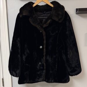 Vintage Ultra-Seal Sportowne Faux Fur Women’s Coat